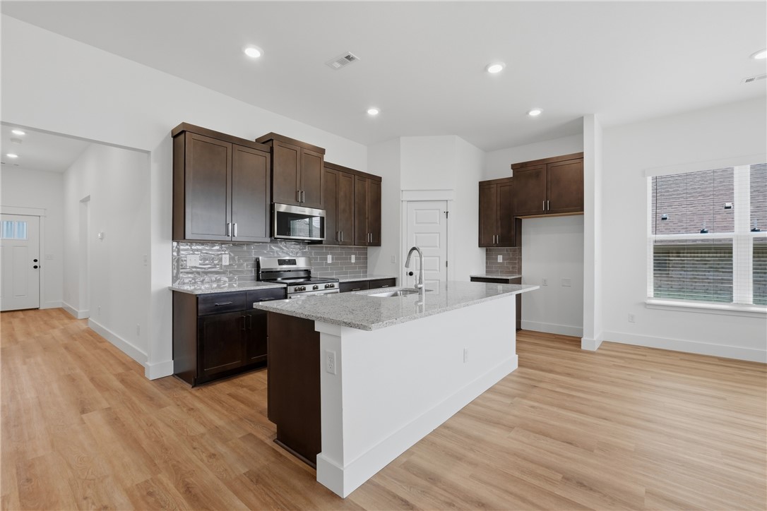 Deere Creek - Residential Lease
