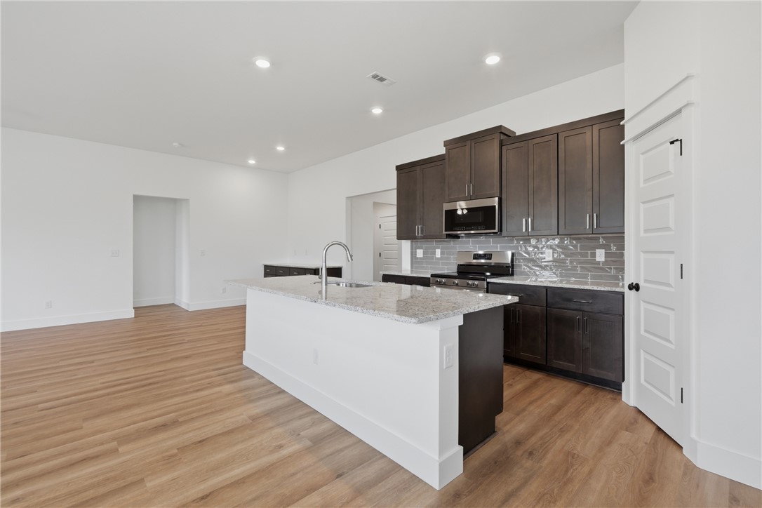 Deere Creek - Residential Lease
