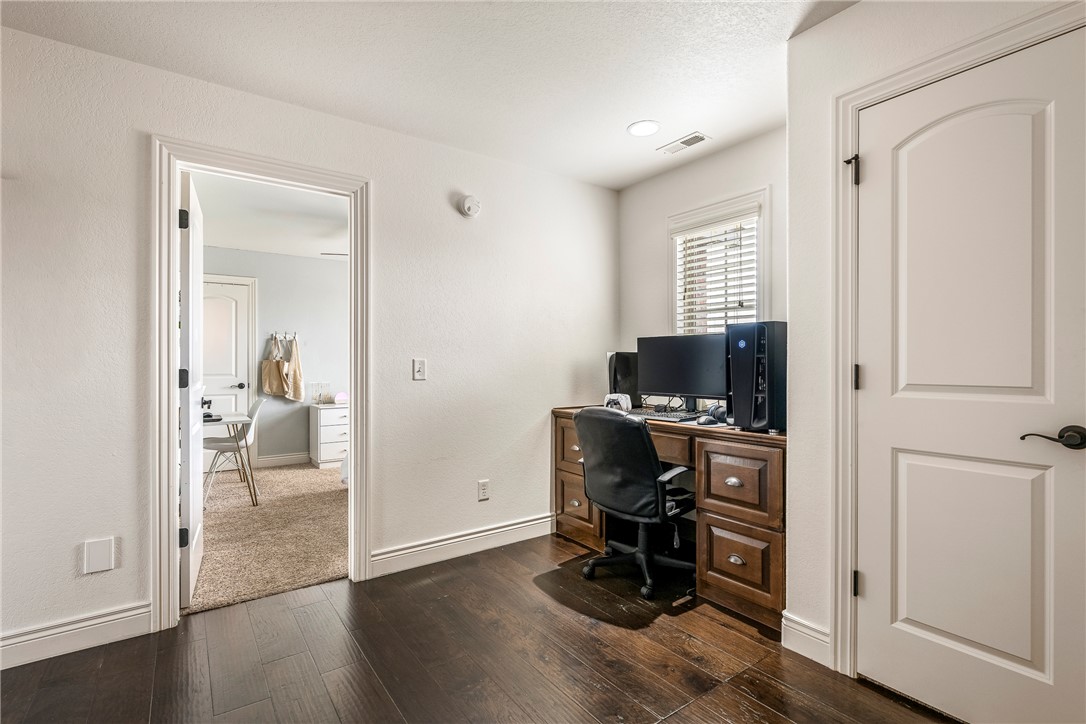 Creekwood Sub Rogers - Residential