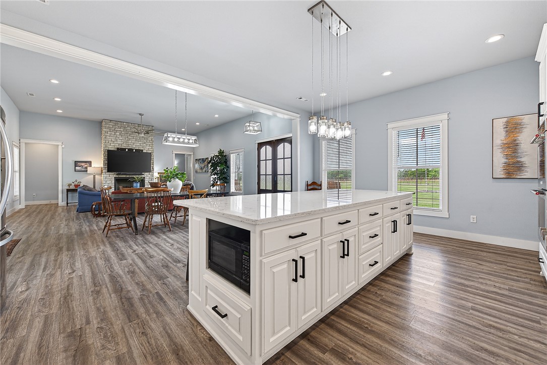 Michael E James Pls 985 Tr - Residential
