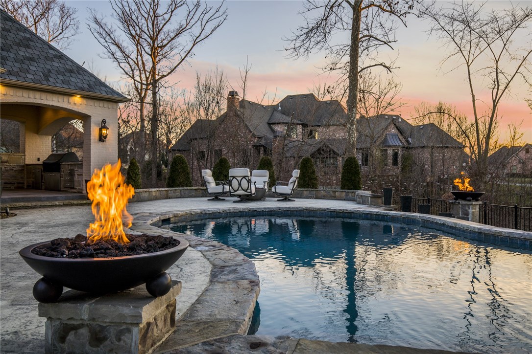 PINNACLE - Residential