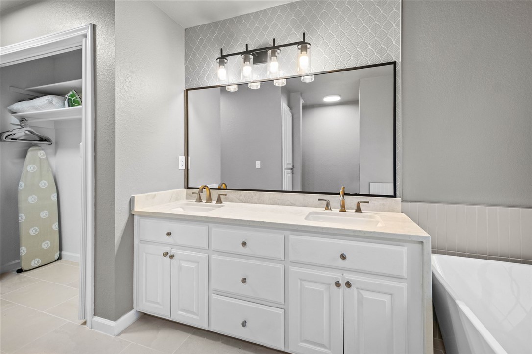 Rivercliff Village Rurban - Residential