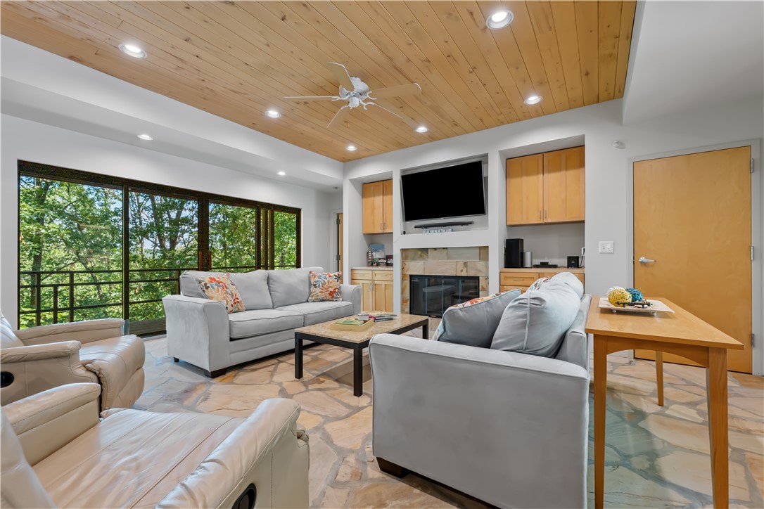 Palos Woods Sub Rurban - Residential