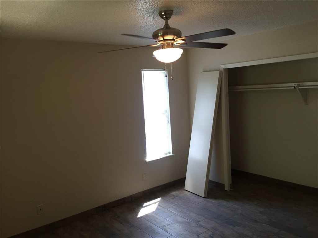 Sundance Acres Ph 2 Rogers - Residential Lease