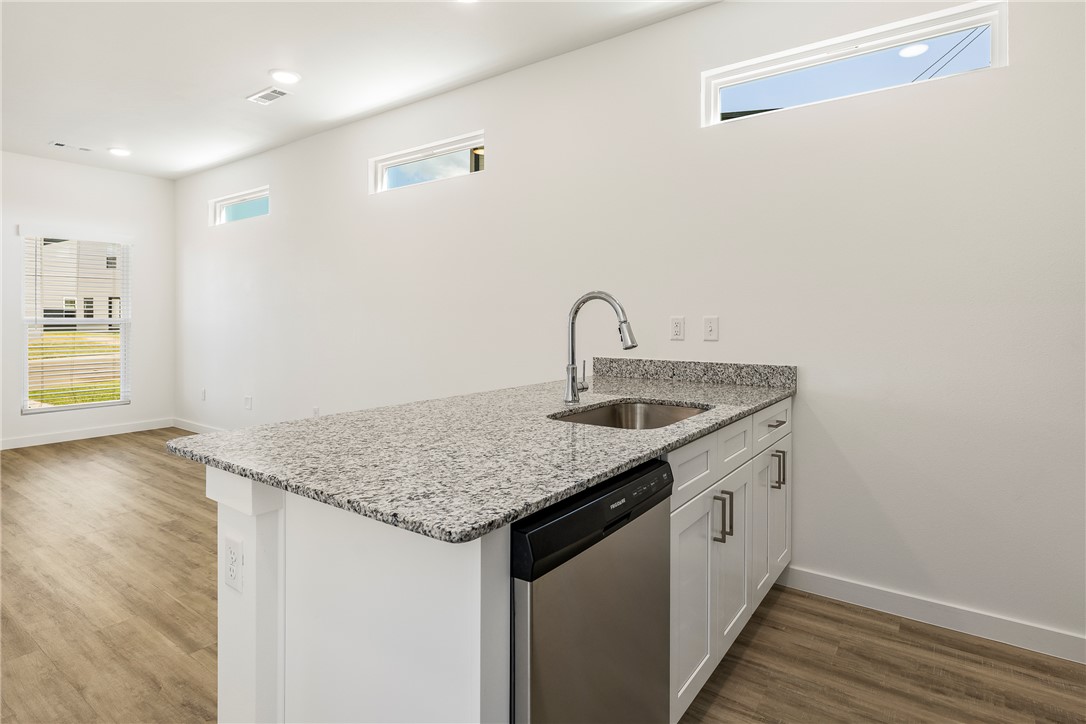 FEATHERSTON WEST SUB PH 1-CENTERTON - Residential Lease