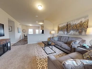 WALNUT HILL SUB PH VI-PEA RIDGE - Residential
