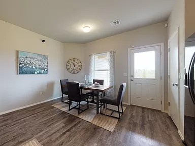 WALNUT HILL SUB PH VI-PEA RIDGE - Residential