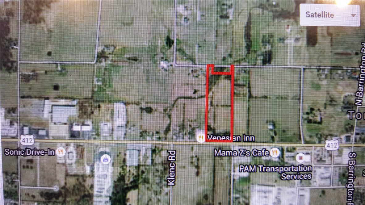 Great Commercial Land on HWY 412 in Tontitown, With a Traffic count of 20,000 Vehicles per day.  This Tract of land is perfectly located in the middle of Northwest Arkansas, With great interstate access. Possibilities are Unlimited.