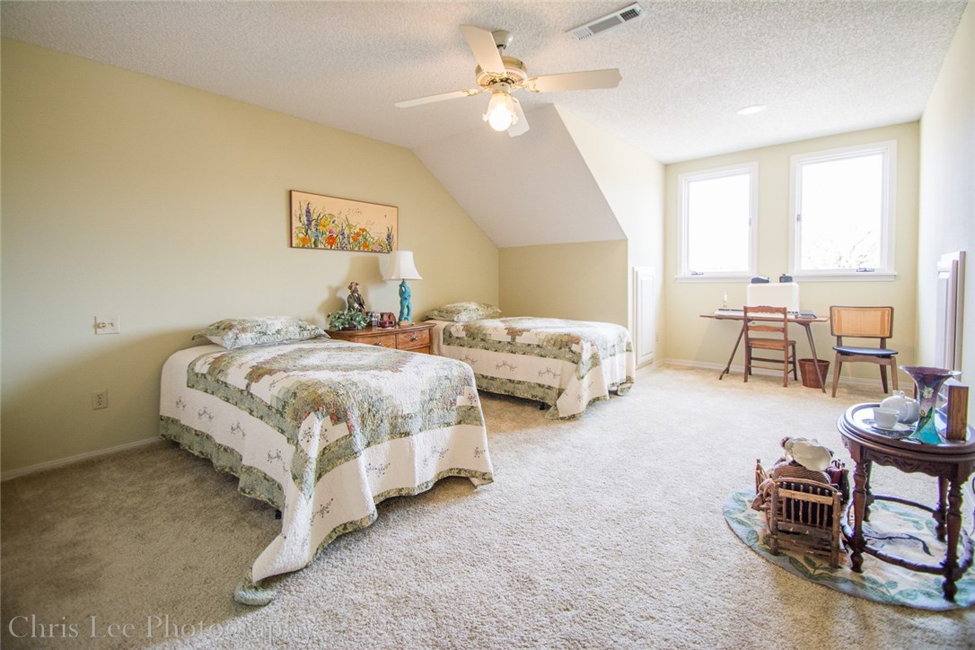 Paradise Valley Twnhms - Residential
