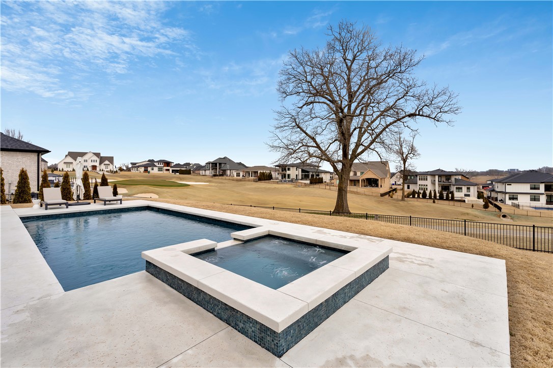 Shadow Valley Ph 10 Rogers - Residential