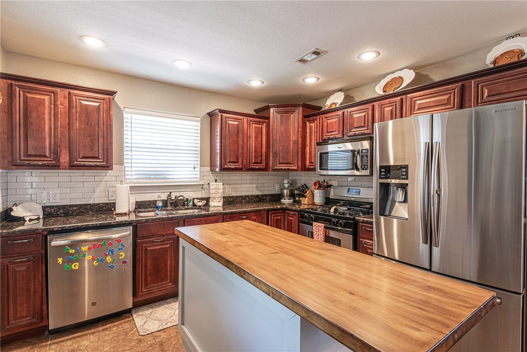 Bellview Residence Add Ph 1 Rogers - Residential