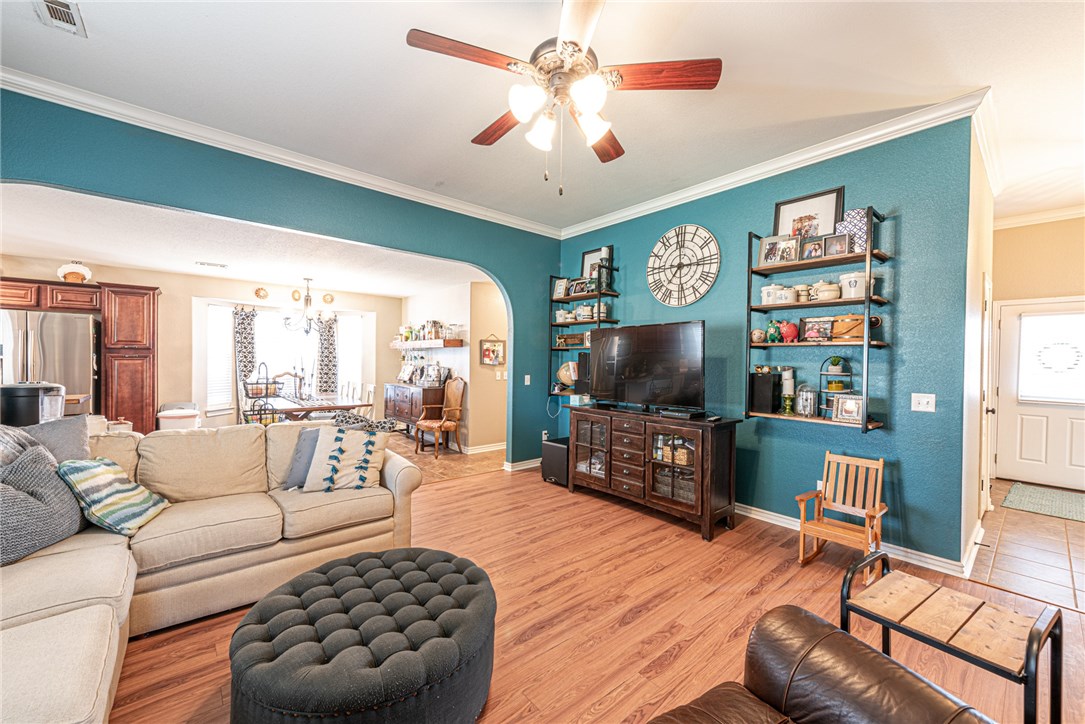 Bellview Residence Add Ph 1 Rogers - Residential