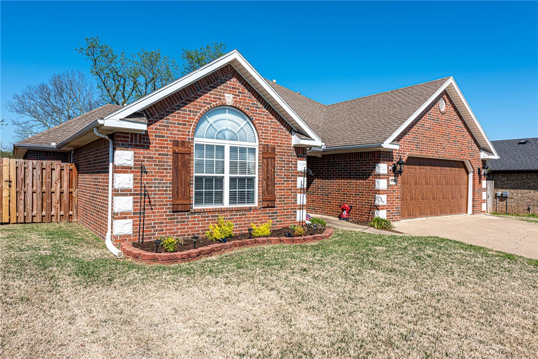 Bellview Residence Add Ph 1 Rogers - Residential