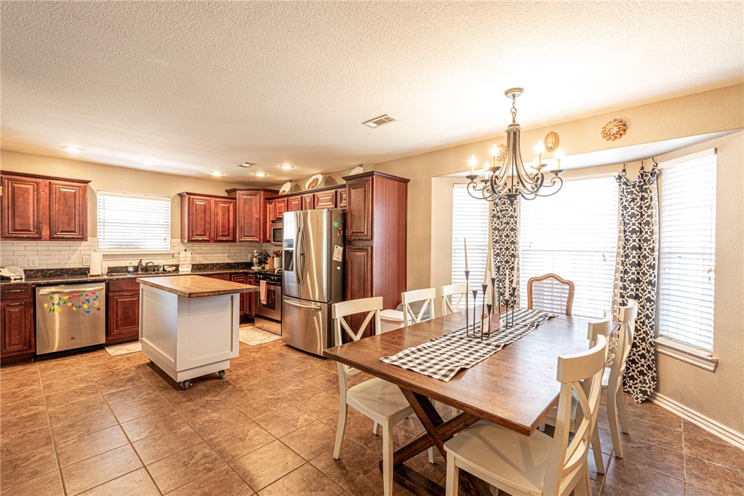 Bellview Residence Add Ph 1 Rogers - Residential