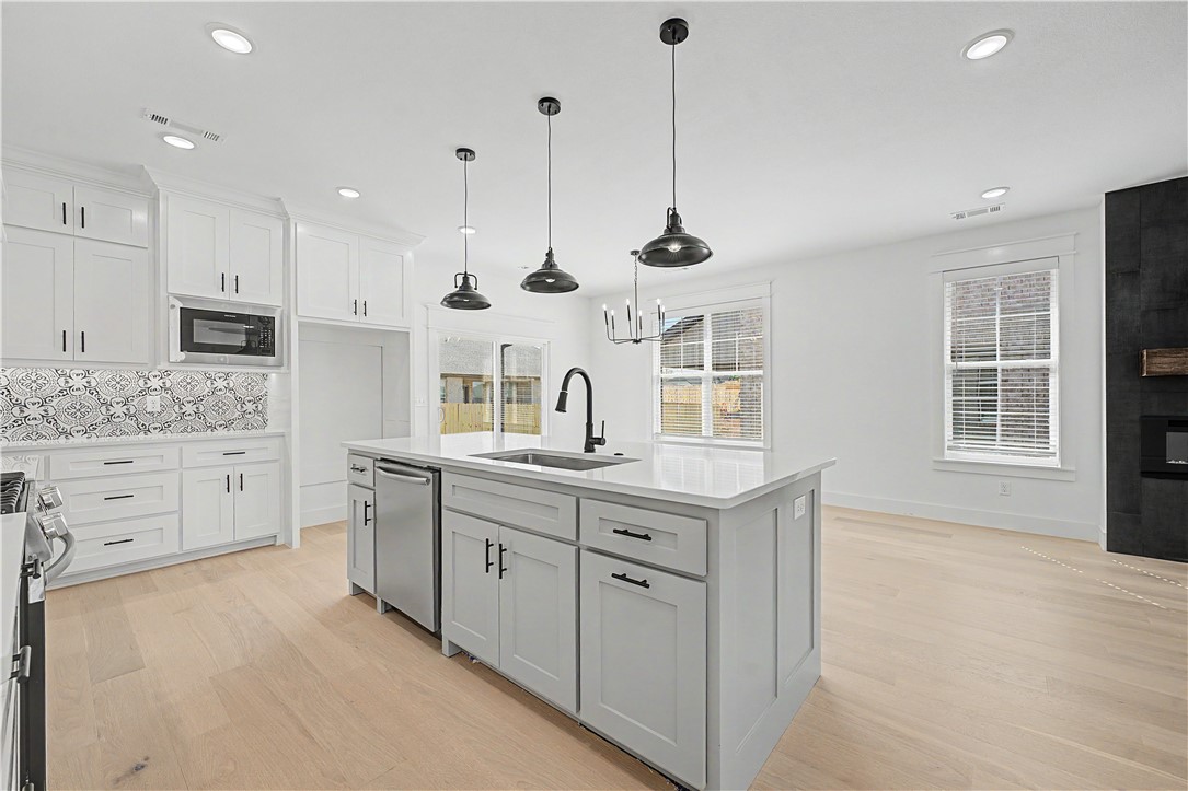 Walnut Grove Sub Ph Iii Bentonville - Residential