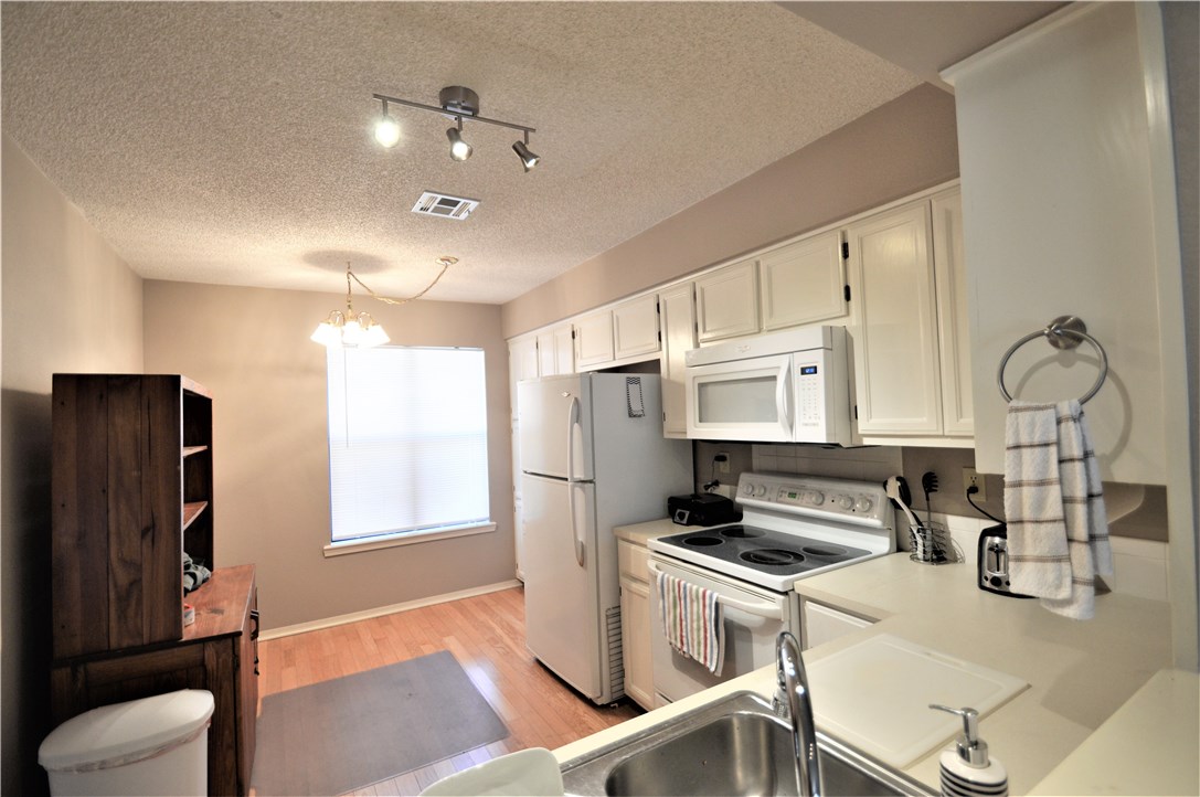 Metfield Courts - Residential