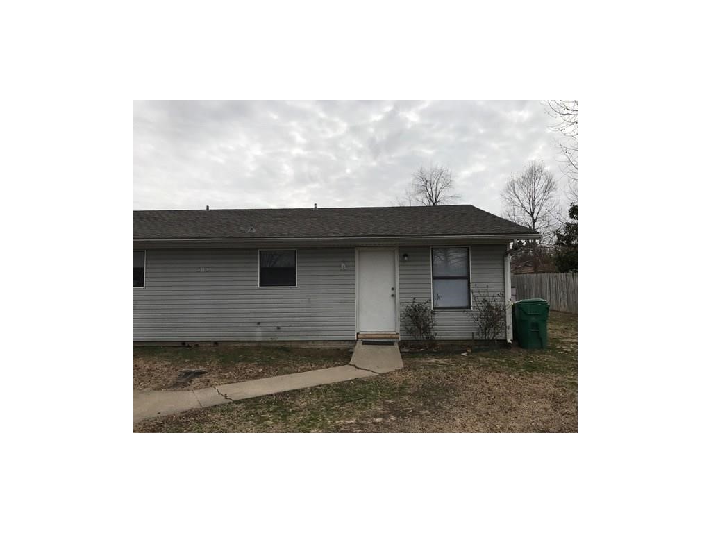 Affordable 2 Bed 1 Bath Duplex close to Downtown Springdale, walking distance to City Park and just 1 mile to the Jones Center. Wont last long! Pictures may not be of exact unit and may vary.