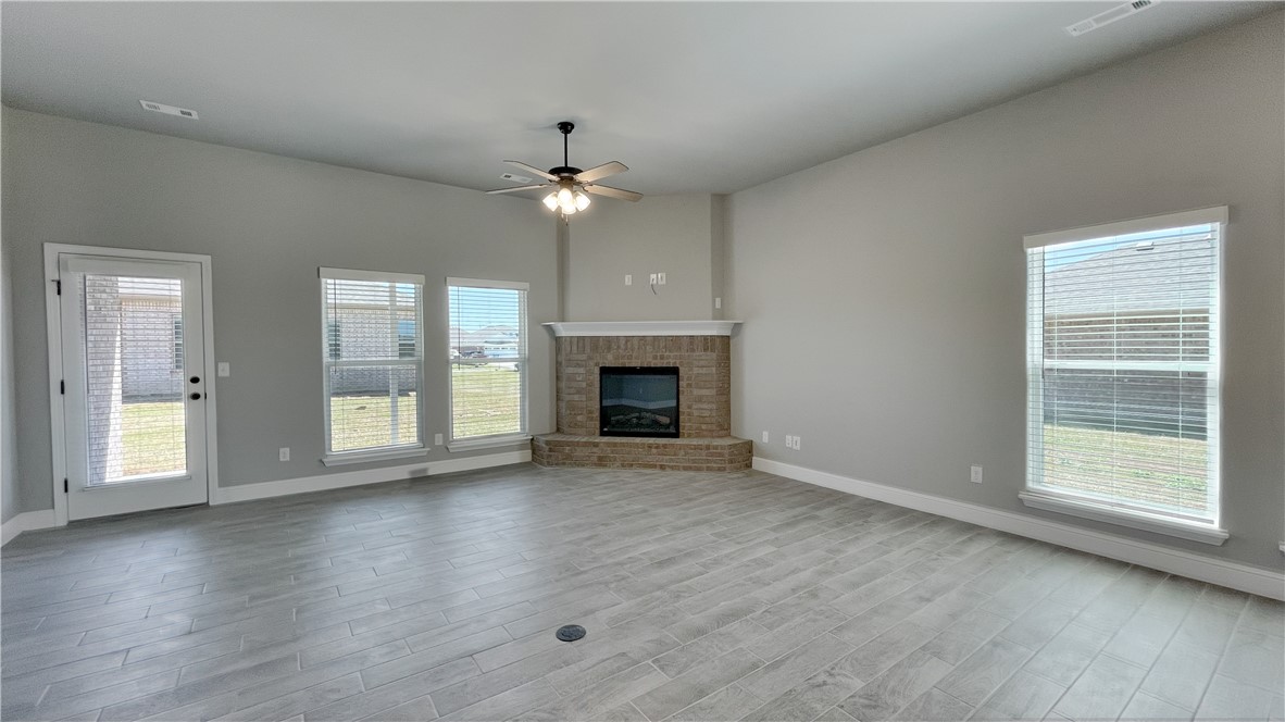 Grand Estates Ph 2 Gentry - Residential Lease