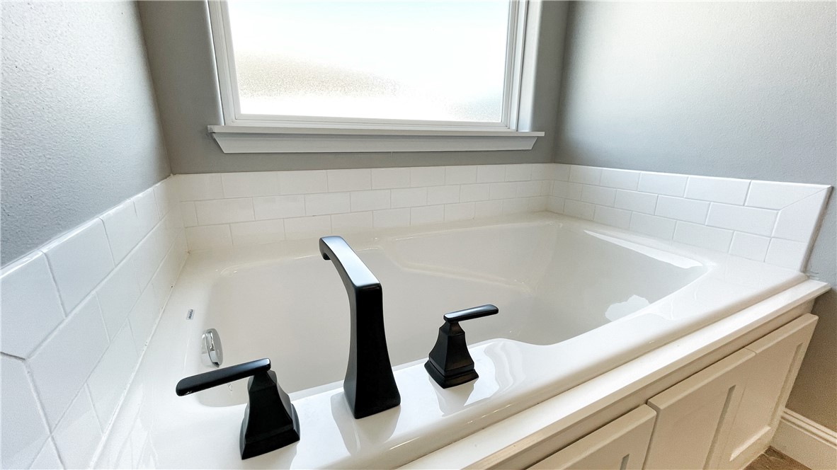 Grand Estates Ph 2 Gentry - Residential Lease