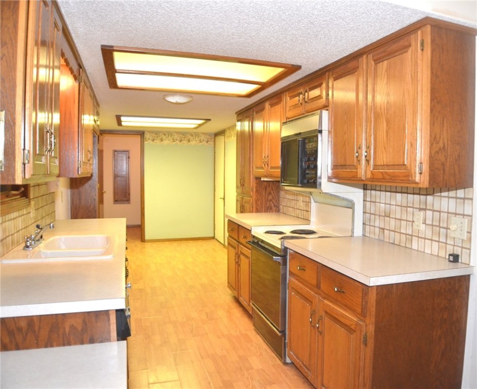 Raleigh Hills Sub Bvv - Residential