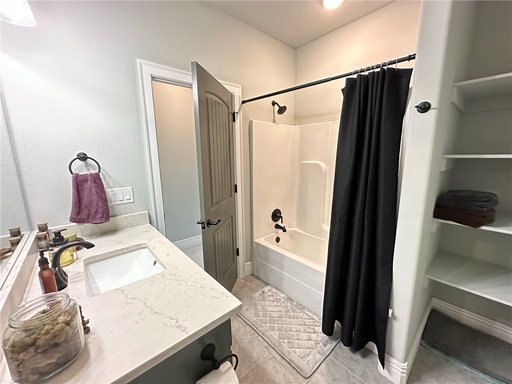 Westridge Village Sub Centerton - Residential Lease
