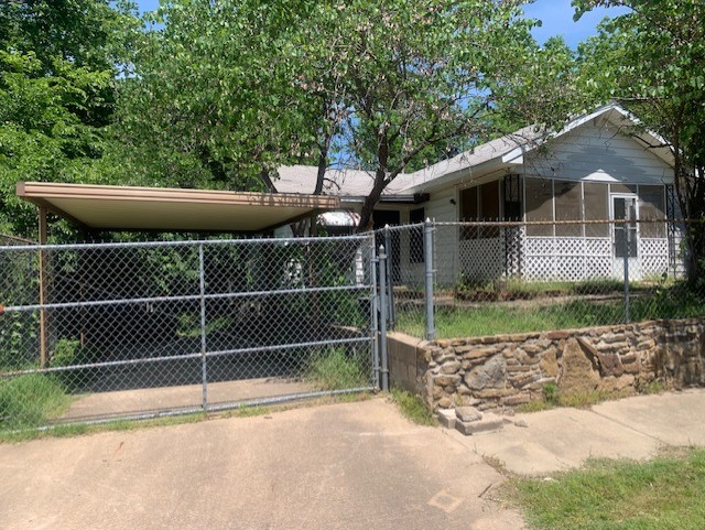 ***Auction Friday, May 29, 2026 at 1:00 pm on site.*** This is a 4 bedroom, 2 bath that needs TLC with building and carport