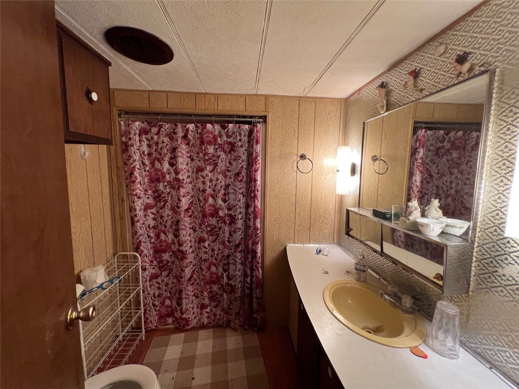 Diamond City Acreage - Residential