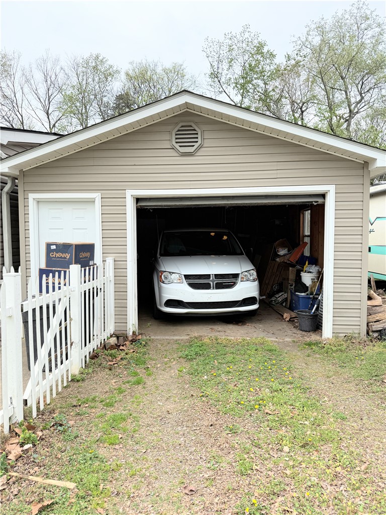 Moreland - Residential