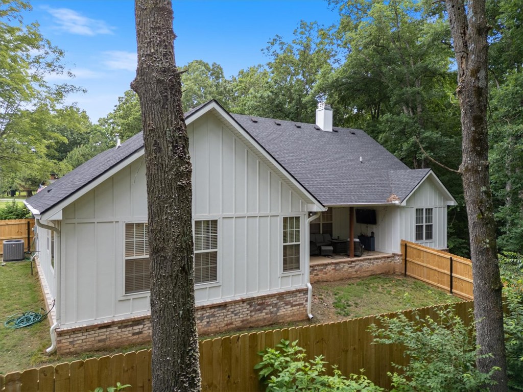 WEDINGTON WOODS UNIT VII - Residential