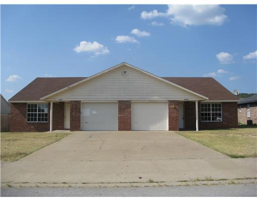 2 bed, 2 bath duplex with good rental history. No showings without an accepted offer. Must send a pre-approval letter along with the offer.