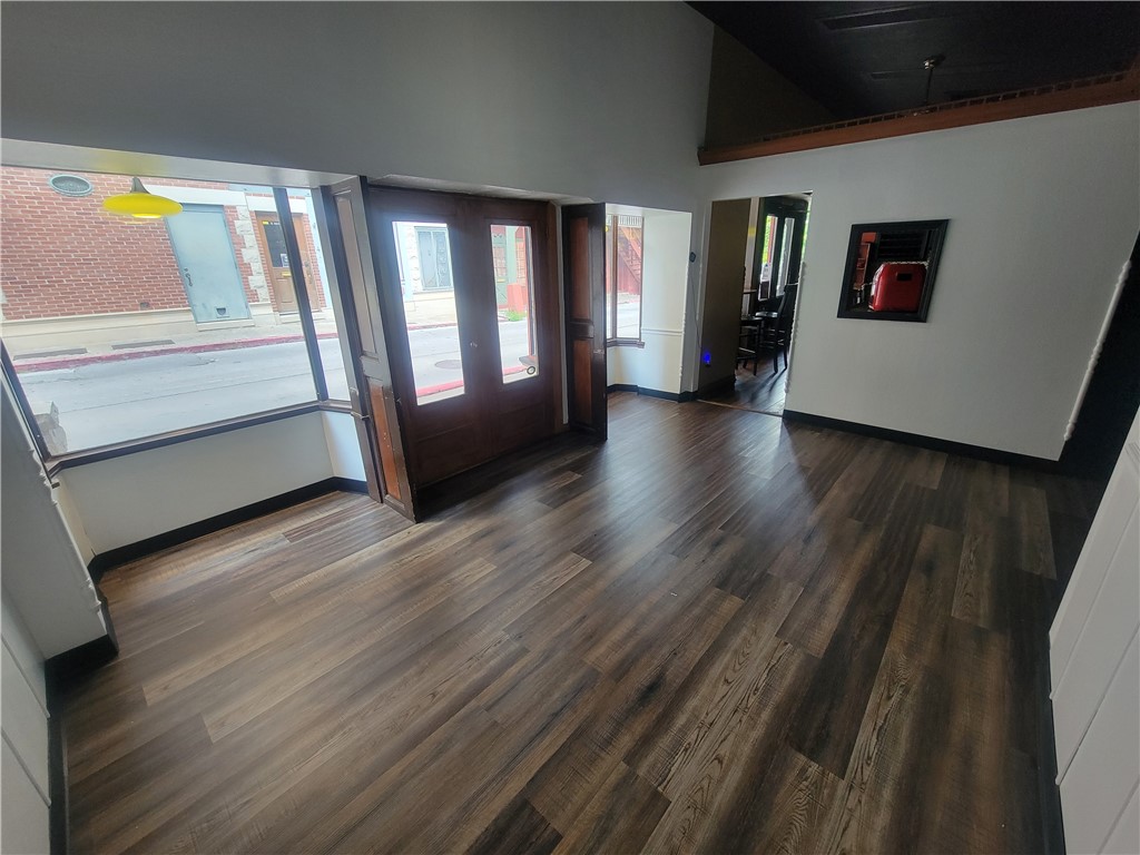 Riley & Armstrong - Commercial Lease