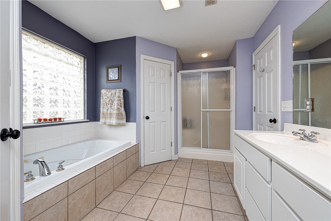 Champions Estates Rogers - Residential