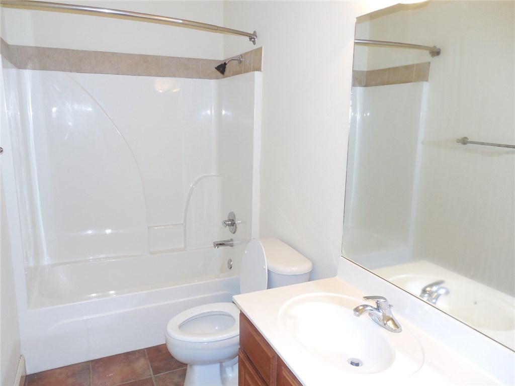 Country Meadows Sub Gravette - Residential Lease