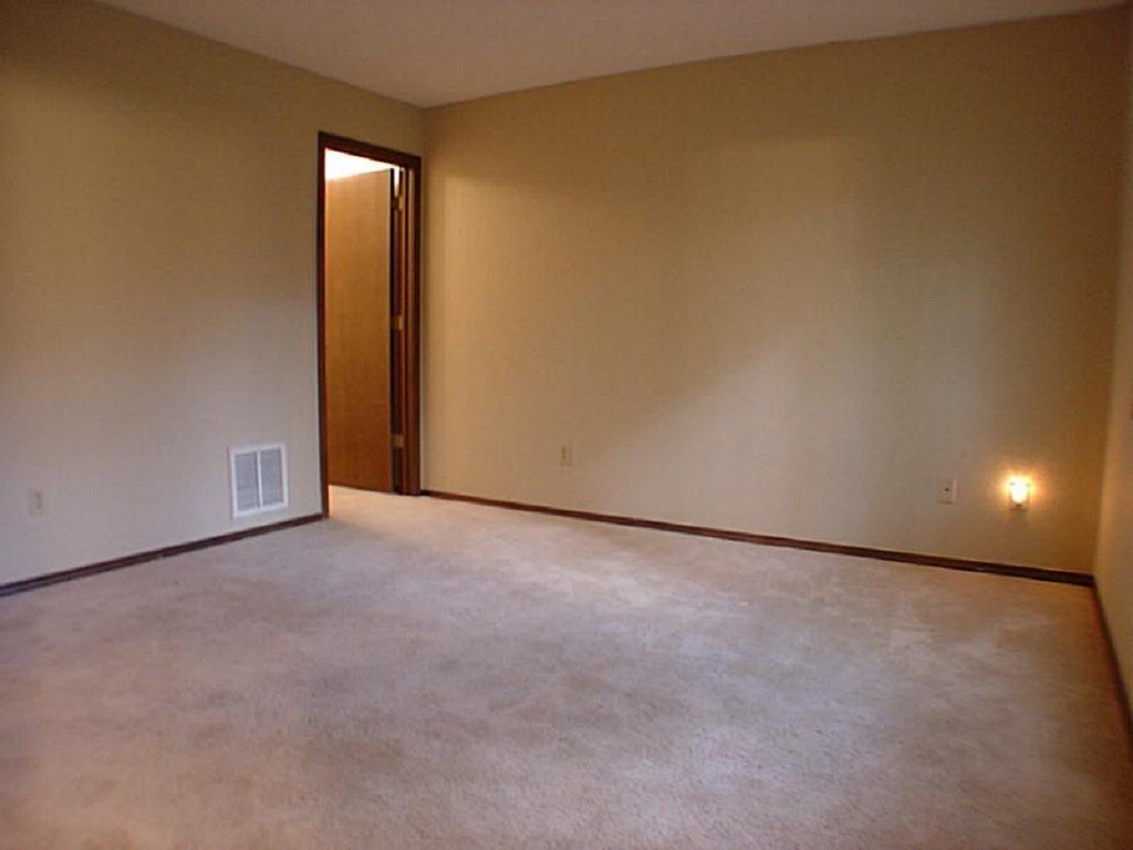 Hampstead Sub Bvv - Residential Lease