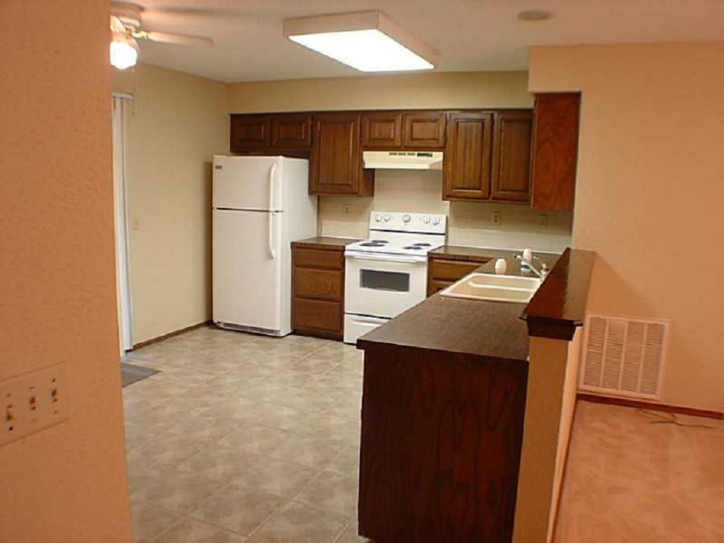 Hampstead Sub Bvv - Residential Lease