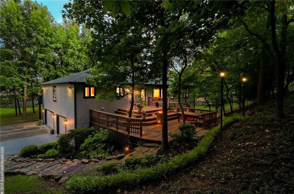 Edens Gate - Residential Lease