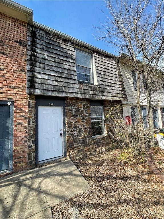 MAPLE TERRACE PHASE 2 - Residential Lease