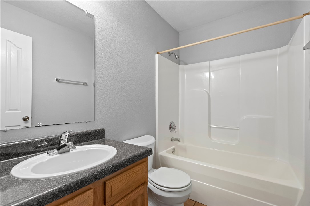 GIVENS PLACE BLK 4 PH II-PEA RIDGE - Residential