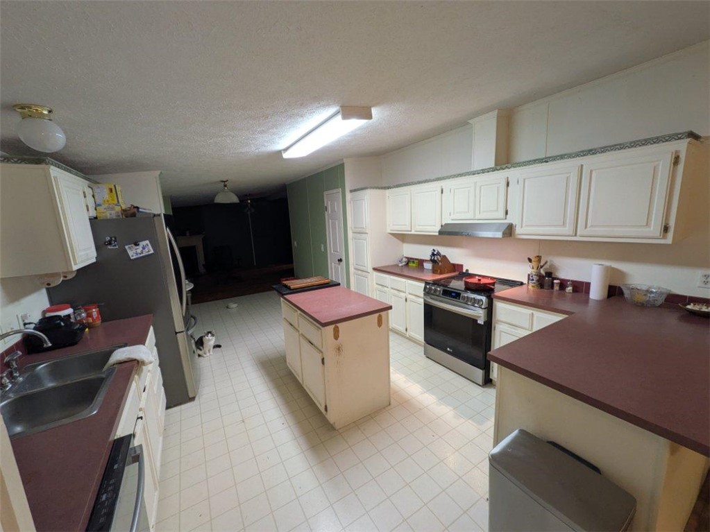 32-19-28-RURAL - Residential