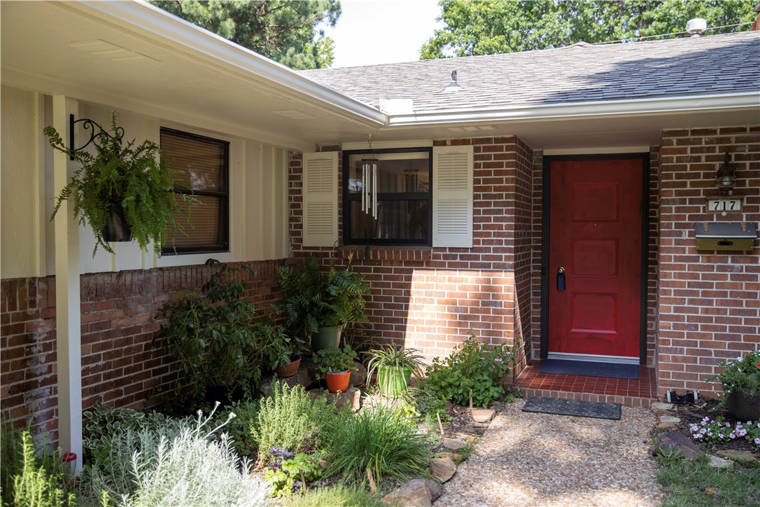 Western Oaks Place I - Residential