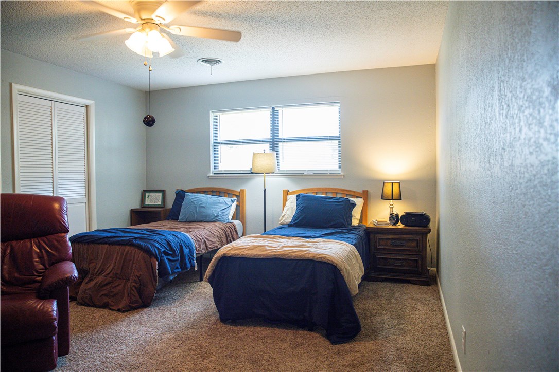 Western Oaks Place I - Residential