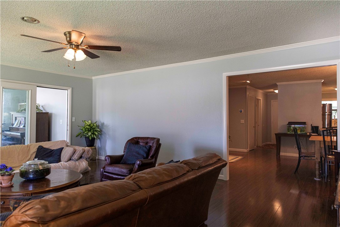 Western Oaks Place I - Residential