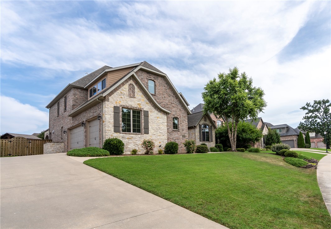 Oak Tree Centerton - Residential