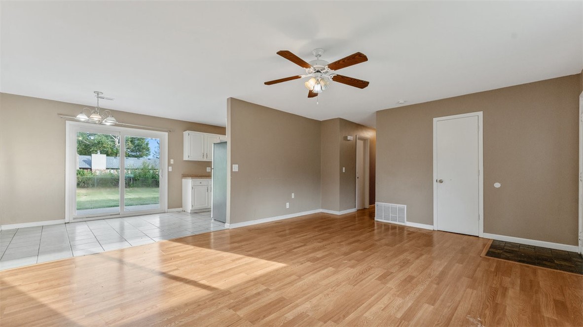Olivewood Sub Unit 2 Rogers - Residential Lease