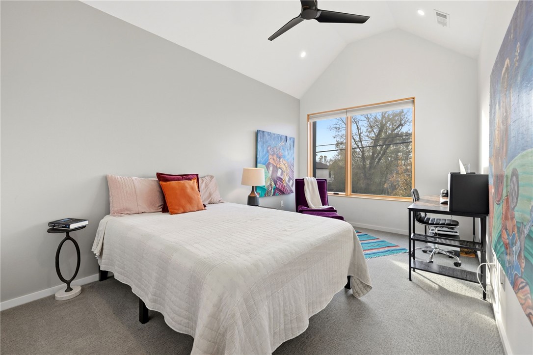 MCANDREW & JACKSON ADD-BENTONVILLE - Residential