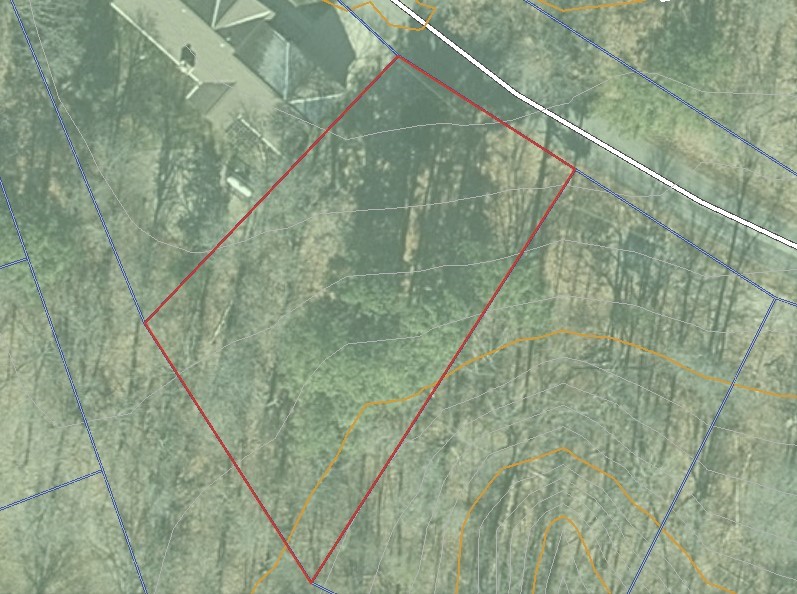 This beautiful flat land located in the West side of Bella Vista is ready for your dream home or next investment property! Minutes from the Branchwood Rec Center. Fine dining, 99 holes of golf, beach access, campgrounds, disc golf, a sauna, dog park, fitness facilities, mini golf, parks, pavilions, a gun range, pickle ball, tennis, swimming pools, and more than 100 miles of trails for hiking and biking, 7 scenic lakes around!