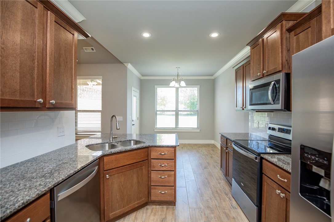 Willow Run Pea Ridge - Residential Lease