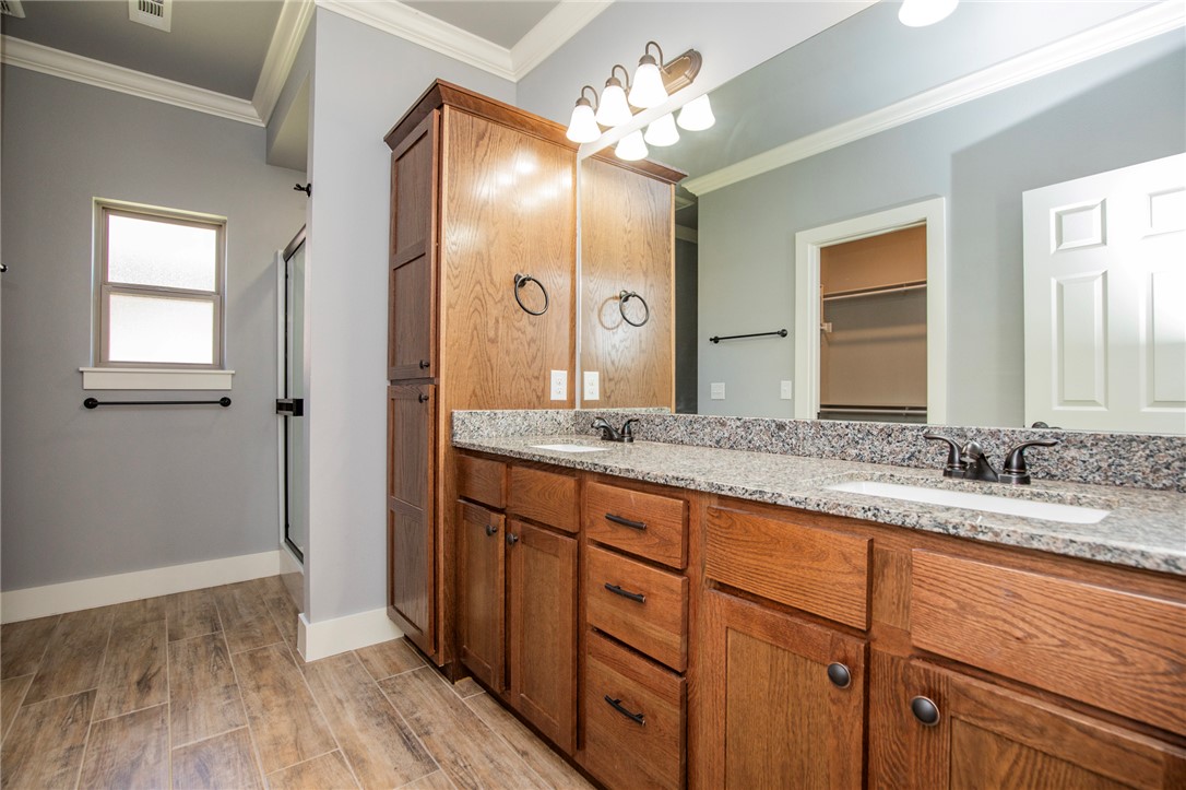 Willow Run Pea Ridge - Residential Lease