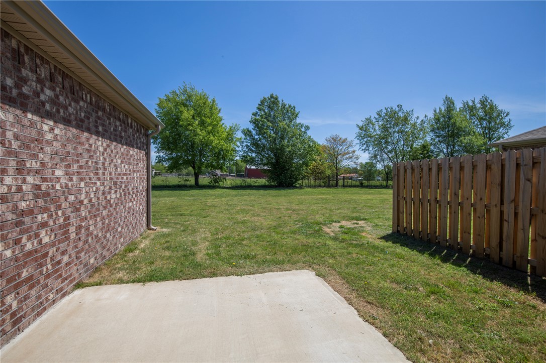 Willow Run Pea Ridge - Residential Lease