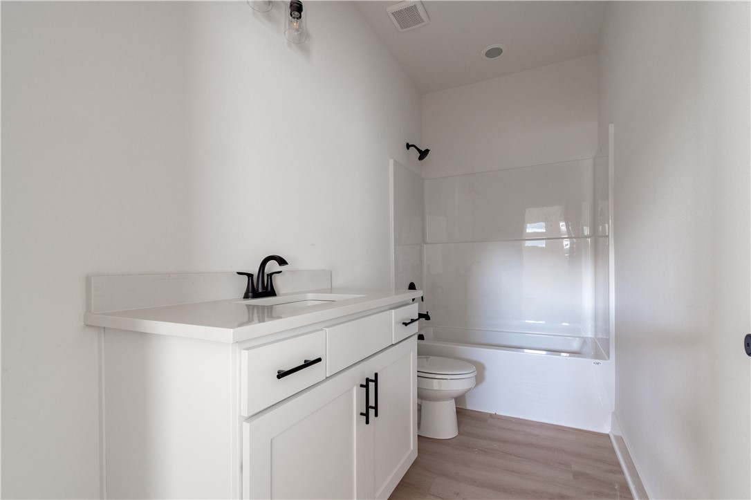 EVINS FARM - Residential